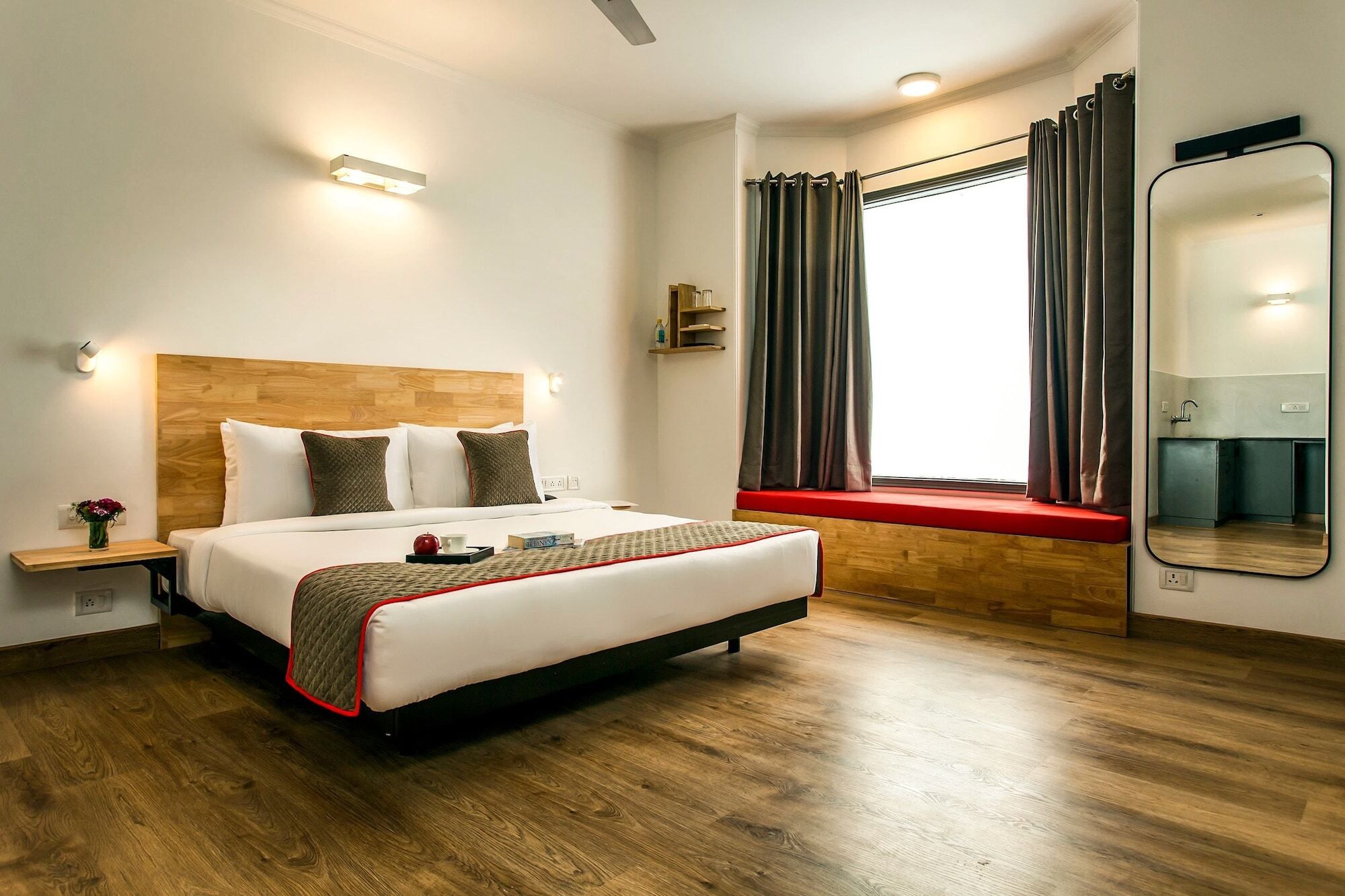Super Townhouse Mg Road Pune Exterior foto